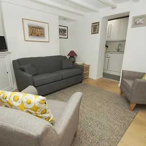 Holiday home Marine Gardens - - By Lets, Brighton